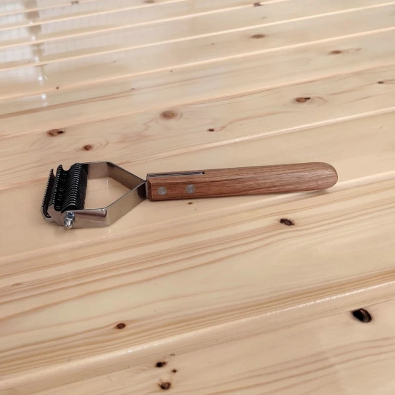 Pet Anti-Knotting Comb – Massage Hair Removal with Wooden Handle